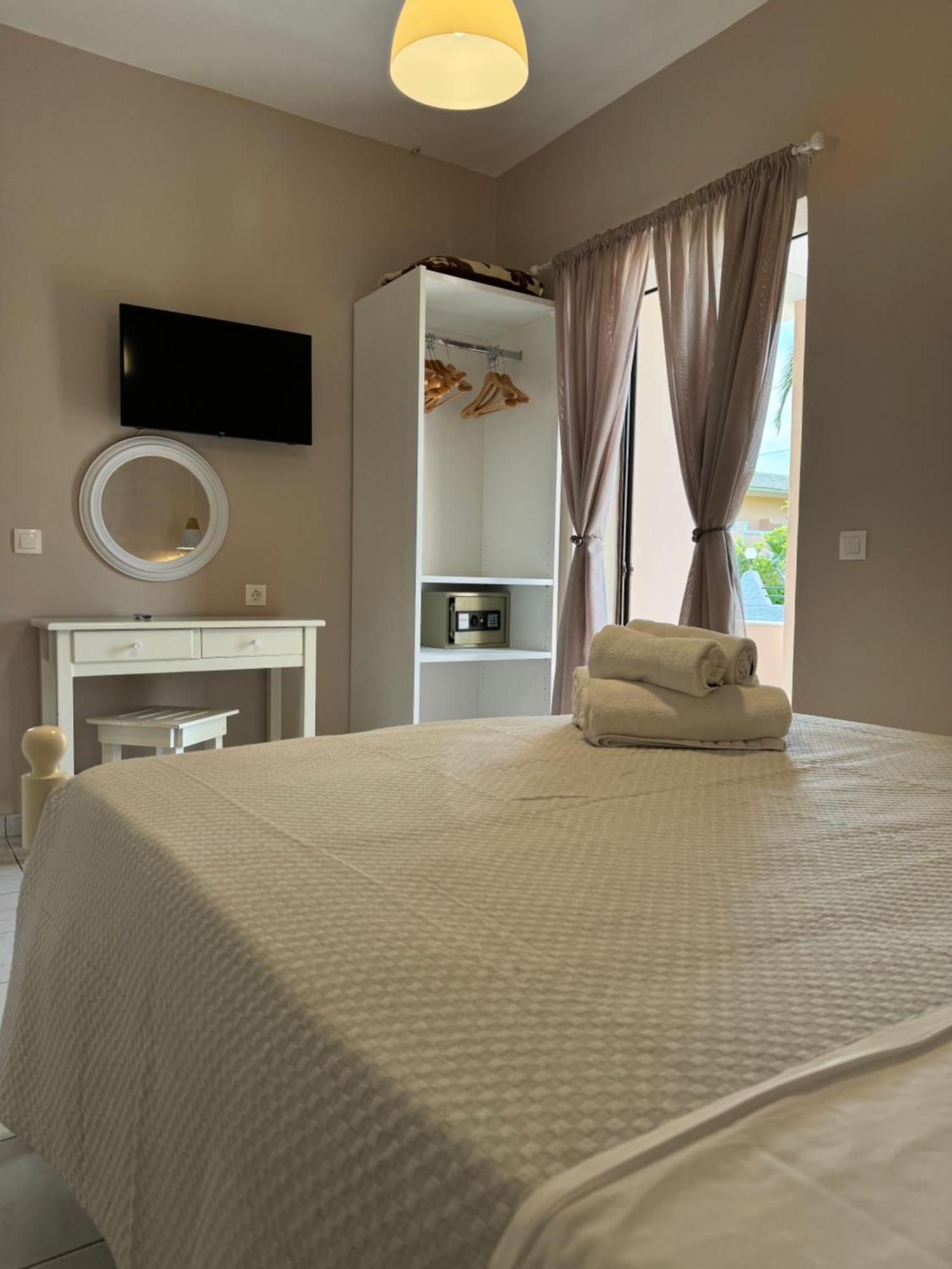 Aparthotel Elizabeth Roda  Esterno foto